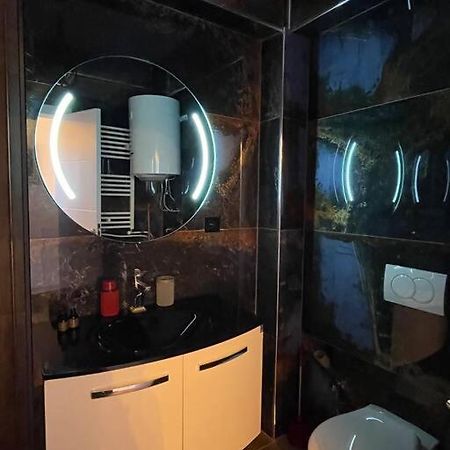 Penthouse With Castle View Apartment Prizren Bagian luar foto