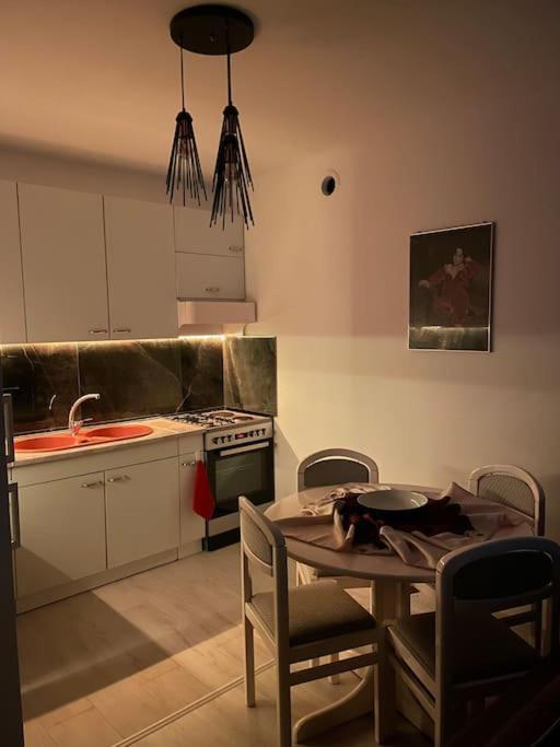 Penthouse With Castle View Apartment Prizren Bagian luar foto