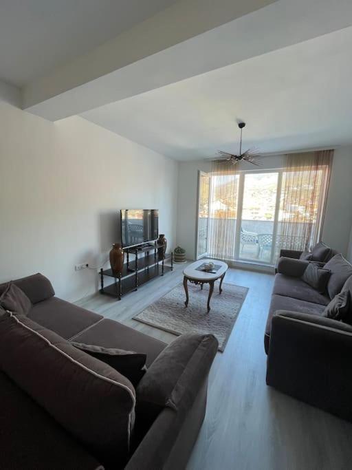Penthouse With Castle View Apartment Prizren Bagian luar foto